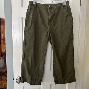 Wide leg cropped jeans